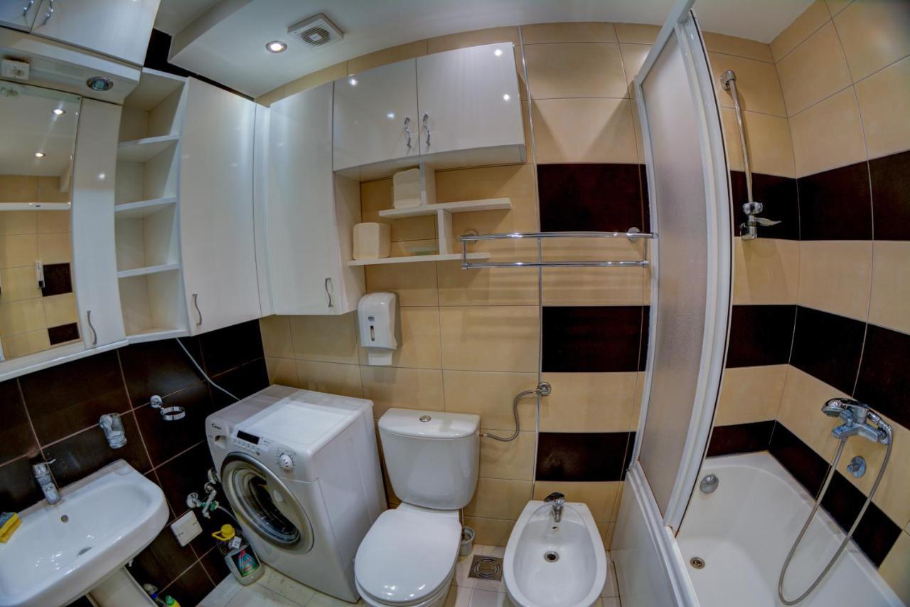 Rooms And Apartments S Belgrade Exterior photo